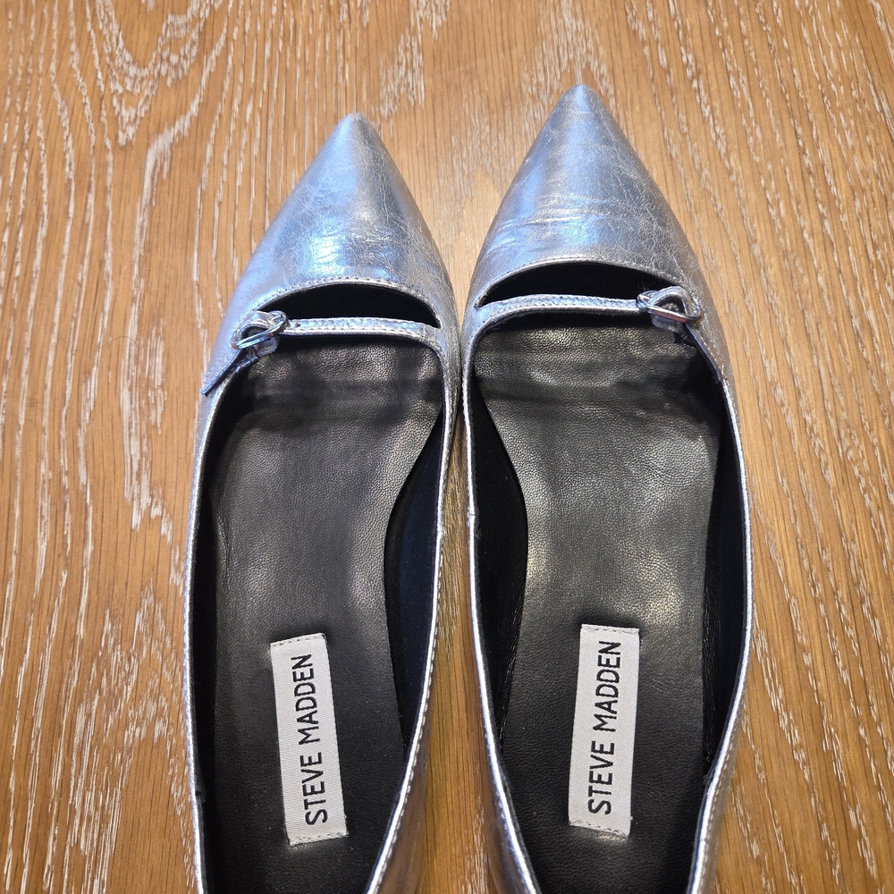 Steve Madden Metallic Silver Flats